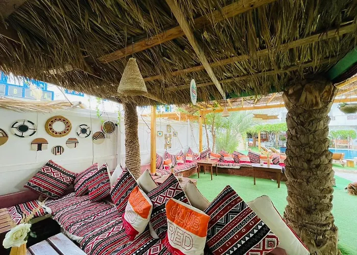 Hostel Club Red